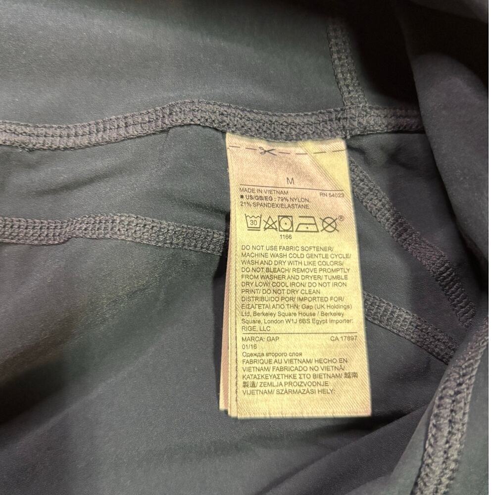 2 Pair of Cropped Leggings Women's Medium Calvin Klein & Gap Fit Yoga, Athletic - Picture 10 of 10